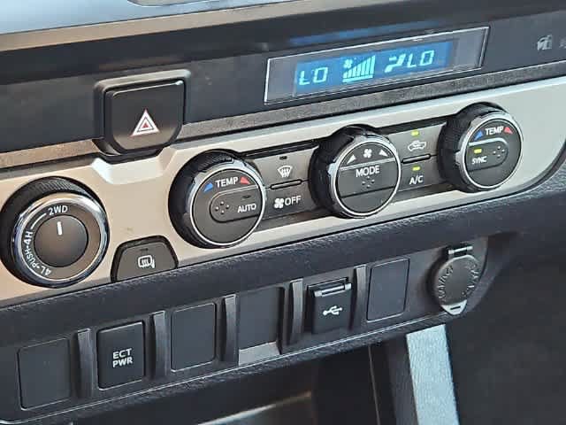 Used 2022 Toyota Tacoma SR AWD/4WD image 24