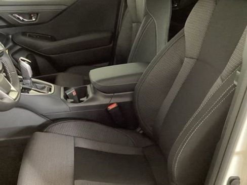Certified 2025 Subaru Outback Premium AWD/4WD image 11