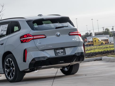 New 2026 BMW X3 xDrive30 w/ Premium Package image 6