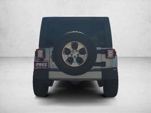 Used 2018 Jeep Wrangler Unlimited Sahara image 6