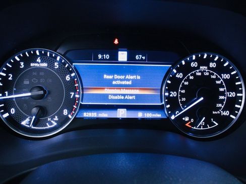 Used 2021 Nissan Armada Platinum image 20