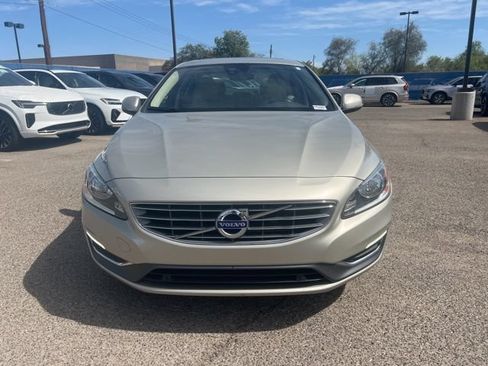 Used 2018 Volvo S60 T5 Inscription AWD/4WD image 9