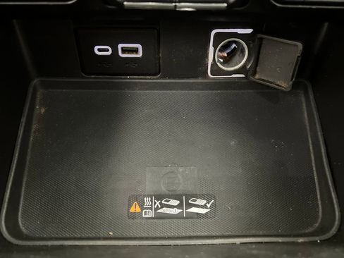 Used 2022 Chevrolet Tahoe High Country AWD/4WD image 46