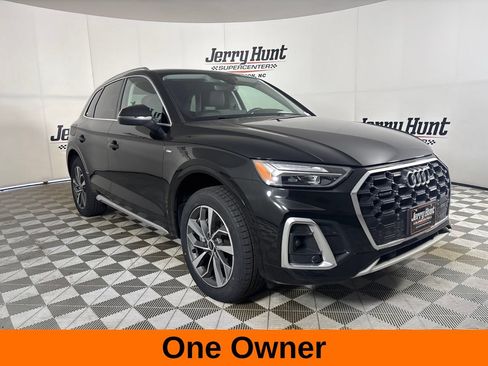 Used 2023 Audi Q5 2.0T Premium w/ Convenience Package AWD/4WD image 4