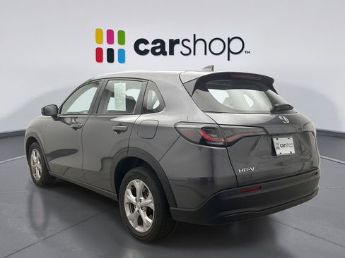 Used 2023 Honda HR-V LX image 3