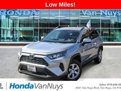 Used 2021 Toyota RAV4 LE w/ Carpet Mat Package (TMS)