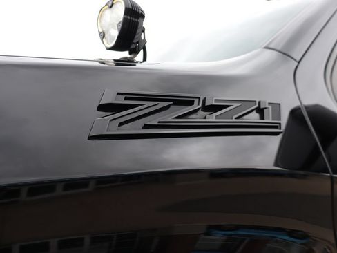 Certified 2023 Chevrolet Silverado 1500 RST w/ Z71 Off-Road Package AWD/4WD image 8