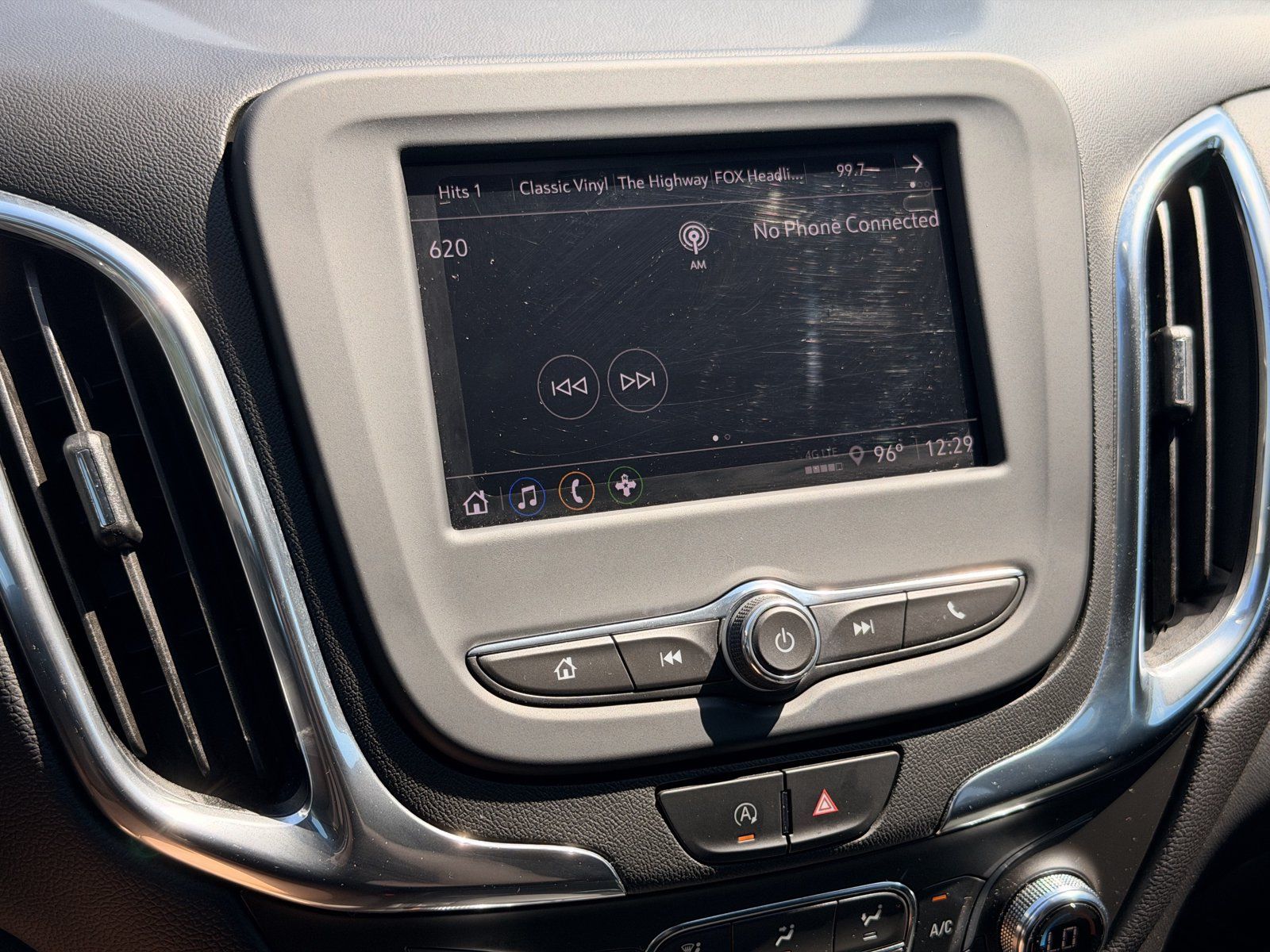Used 2022 Chevrolet Equinox LT FWD image 23