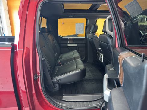 Used 2019 Ford F150 Lariat w/ Equipment Group 502A Luxury AWD/4WD image 20