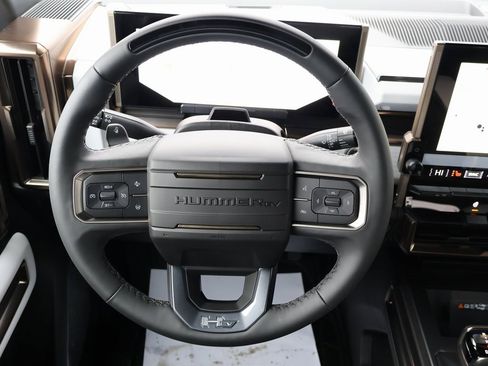 New 2025 GMC Hummer EV 2X image 15