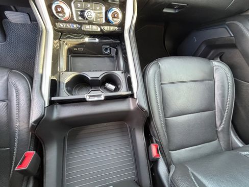 Used 2022 GMC Yukon Denali image 11