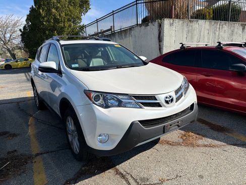 Used 2013 Toyota RAV4 Limited AWD/4WD image 3