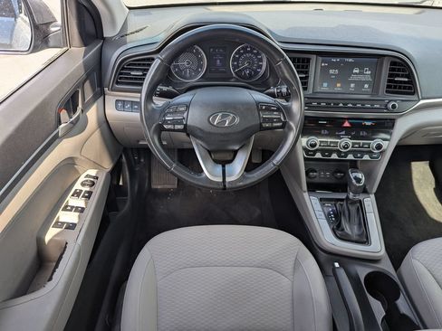 Used 2019 Hyundai Elantra Value Edition FWD image 29