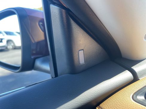 New 2025 Nissan Sentra SV w/ SV Premium Package image 32