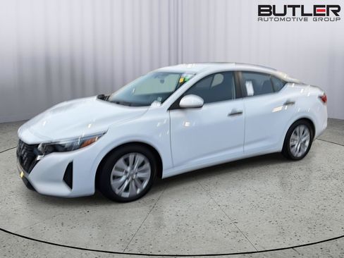 Used 2024 Nissan Sentra S FWD image 1