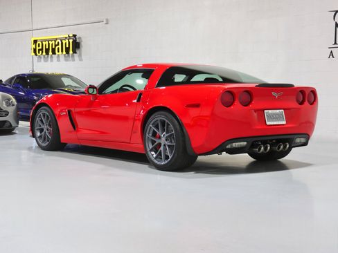Used 2012 Chevrolet Corvette Z06 w/ 2LZ Preferred Equipment Group RWD image 29