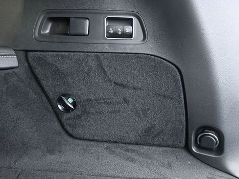 Used 2026 Mercedes-Benz GLS 450 4MATIC image 26