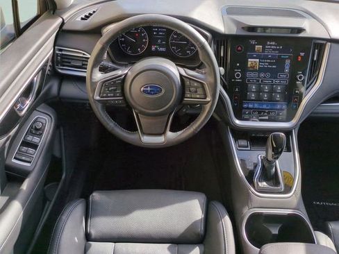 Used 2023 Subaru Outback Limited image 13