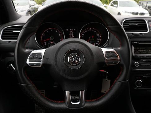 Used 2013 Volkswagen Golf 4-Door FWD image 48