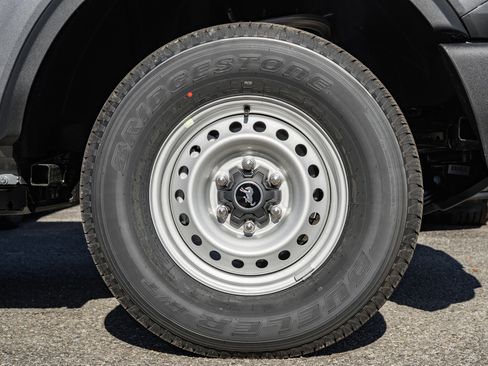 New 2025 Ford Bronco 4-Door image 16