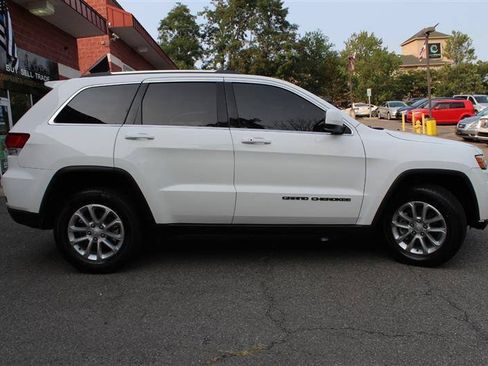 Used 2021 Jeep Grand Cherokee Laredo AWD/4WD image 6