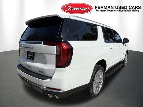 Used 2025 GMC Yukon XL Denali AWD/4WD image 2