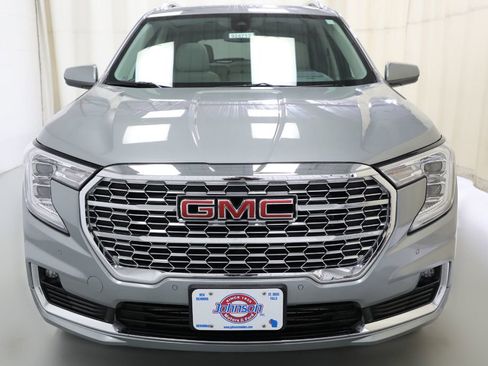Used 2023 GMC Terrain Denali AWD/4WD image 19