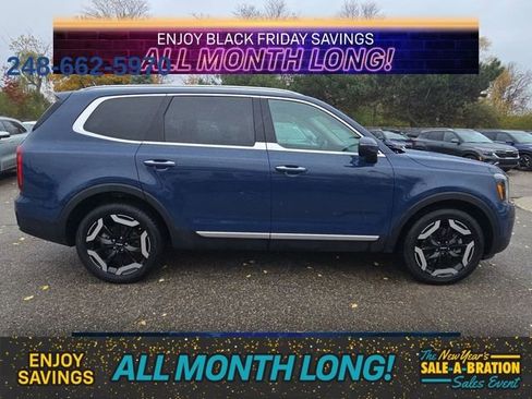 Used 2023 Kia Telluride S image 7