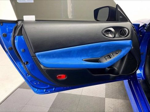 Used 2024 Nissan Z Performance w/ Floor Mat Package RWD image 23