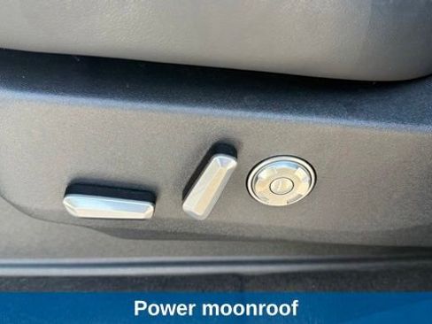 Used 2025 Lincoln Navigator L Reserve w/ Jet Appearance Package AWD/4WD image 13