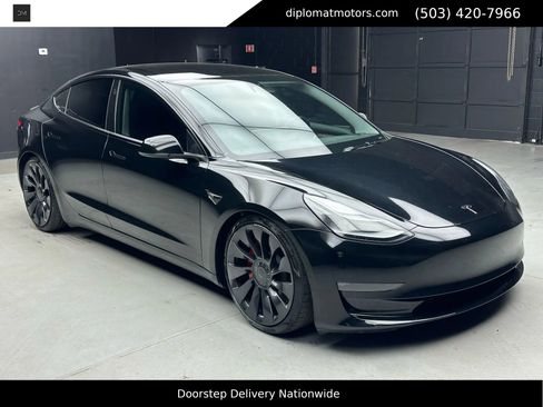 Used 2023 Tesla Model 3 Performance image 9