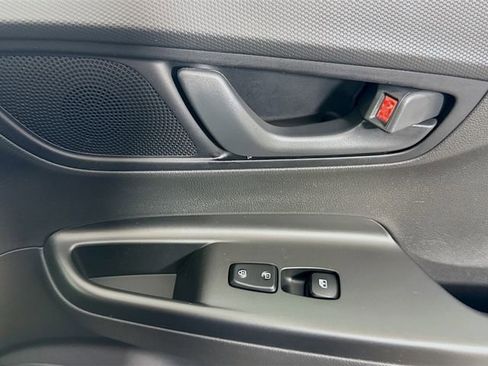 Certified 2023 Hyundai Kona SEL image 33