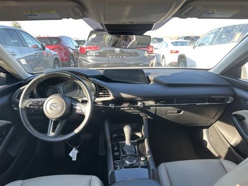 Used 2025 MAZDA MAZDA3 s image 18