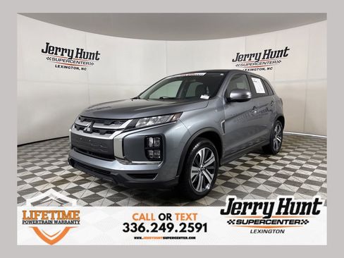 Used 2025 Mitsubishi Outlander Sport SE AWD/4WD image 1
