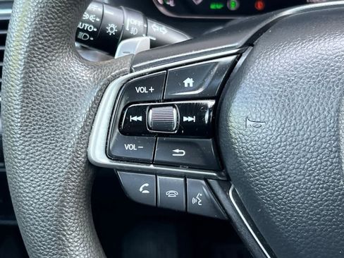 Used 2021 Honda Accord EX image 25