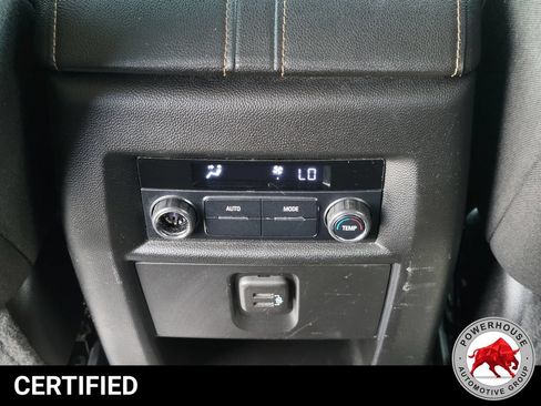 Used 2020 Chevrolet Traverse LS FWD image 17