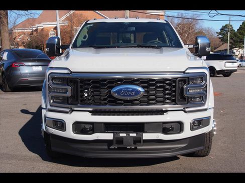 Used 2026 Ford F450 Platinum w/ Platinum Plus Package image 9
