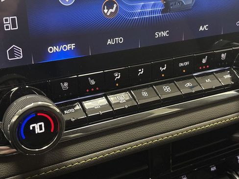 New 2026 Chevrolet Colorado ZR2 w/ Technology Package image 51