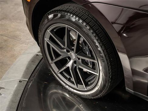 Certified 2026 Porsche Macan AWD/4WD image 15