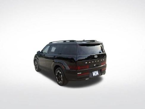 Used 2026 Hyundai Santa Fe SEL FWD image 5