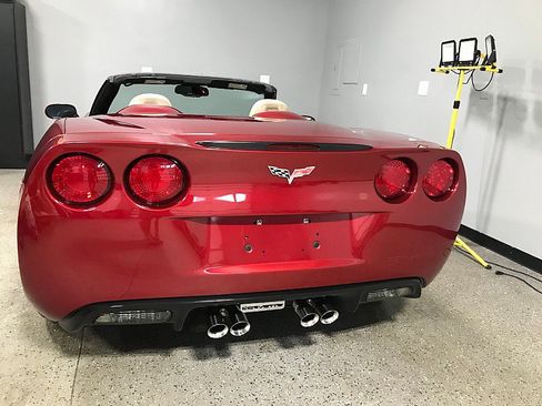 Used 2008 Chevrolet Corvette Convertible w/ Preferred Equipment Group RWD image 7