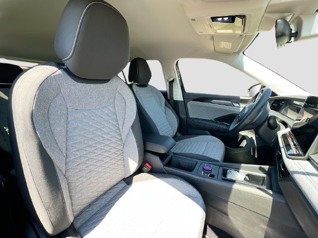 New 2025 Volkswagen Tiguan S FWD image 27