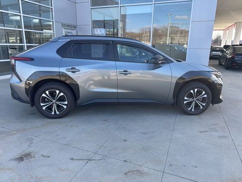 Used 2024 Toyota bZ4X XLE image 8