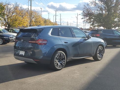 New 2026 BMW X3 xDrive30 w/ Premium Package image 3