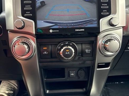 Used 2024 Toyota 4Runner SR5 AWD/4WD image 10