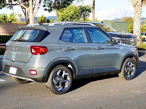 New 2026 Hyundai Venue SEL image 9