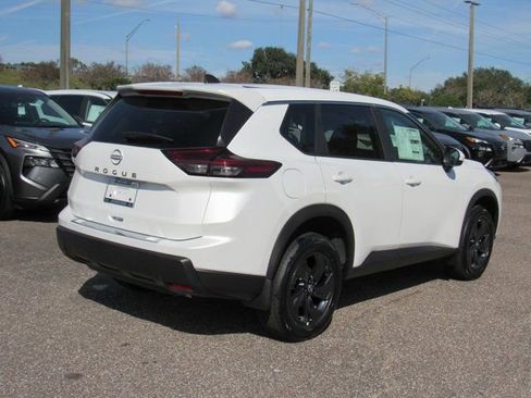 New 2026 Nissan Rogue SV w/ Cold Weather Package image 3
