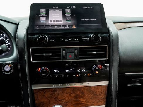 Used 2023 Nissan Armada SL w/ Captain's Chairs Package image 29