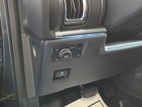 Used 2025 Ford Expedition Platinum w/ Stealth Performance Package image 14