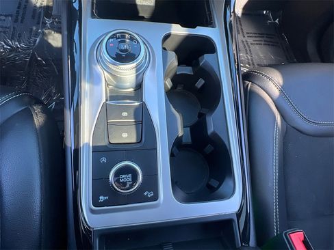 Used 2023 Ford Explorer ST image 25